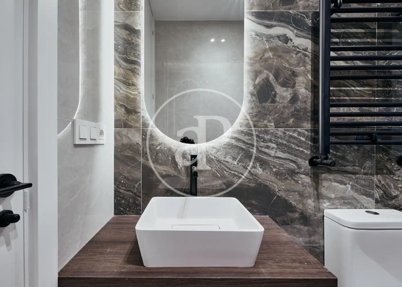 Baño de Piso en venta en Madrid con Aire acondicionado, Calefacción y Amueblado