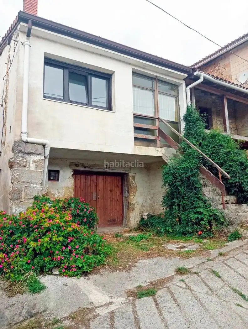 Wohnung zum Verkauf in Carretera Biáñez 4A