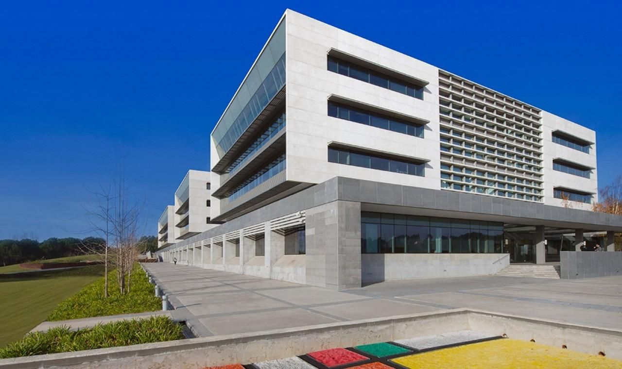 Vista exterior de Oficina de lloguer en Sant Cugat del Vallès amb Aire condicionat, Calefacció i Terrassa