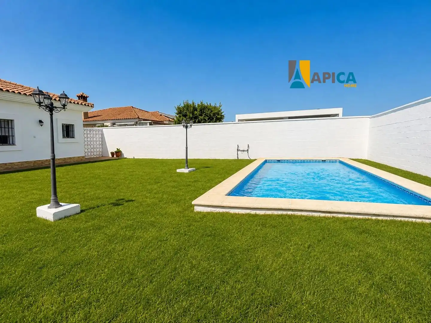 Piscina de Casa o xalet en venda en El Puerto de Santa María amb Aire condicionat, Calefacció i Traster