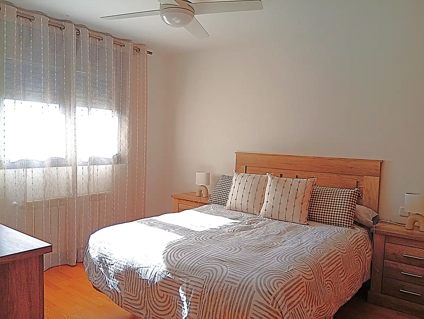 Habitación de Piso en venta en Valdemoro con Aire acondicionado, Calefacción y Jardín privado