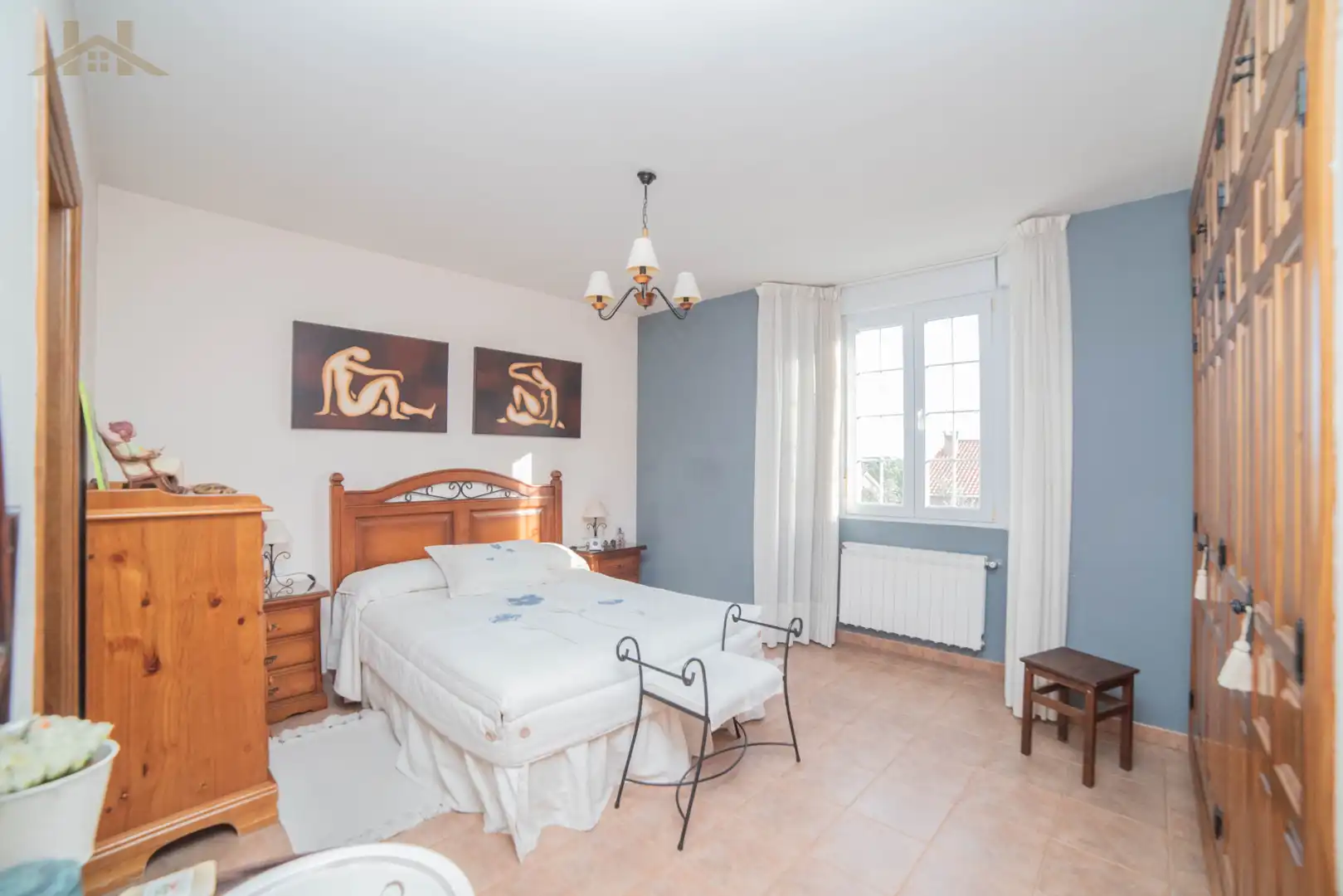 Dormitori de Casa o xalet en venda en Sevilla la Nueva amb Calefacció, Jardí privat i Terrassa