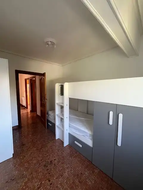 Piso en venta en Aperribai Auzoa, Galdakao