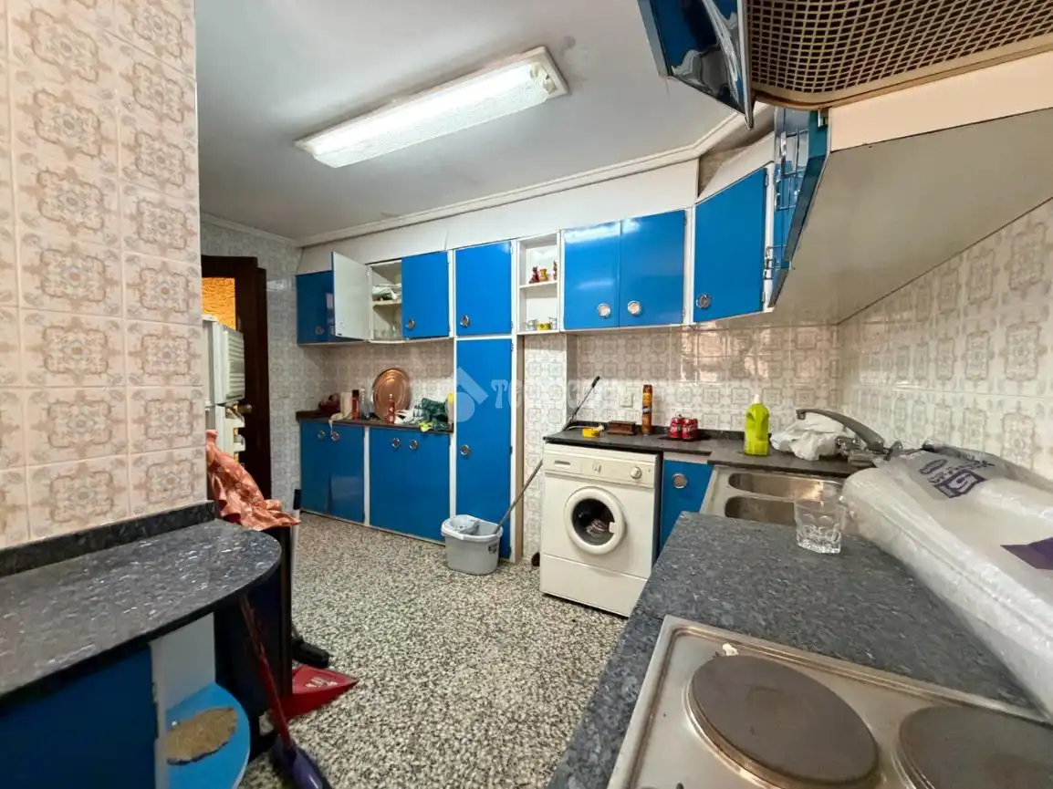 Cocina de Piso en venta en Xirivella con Balcón