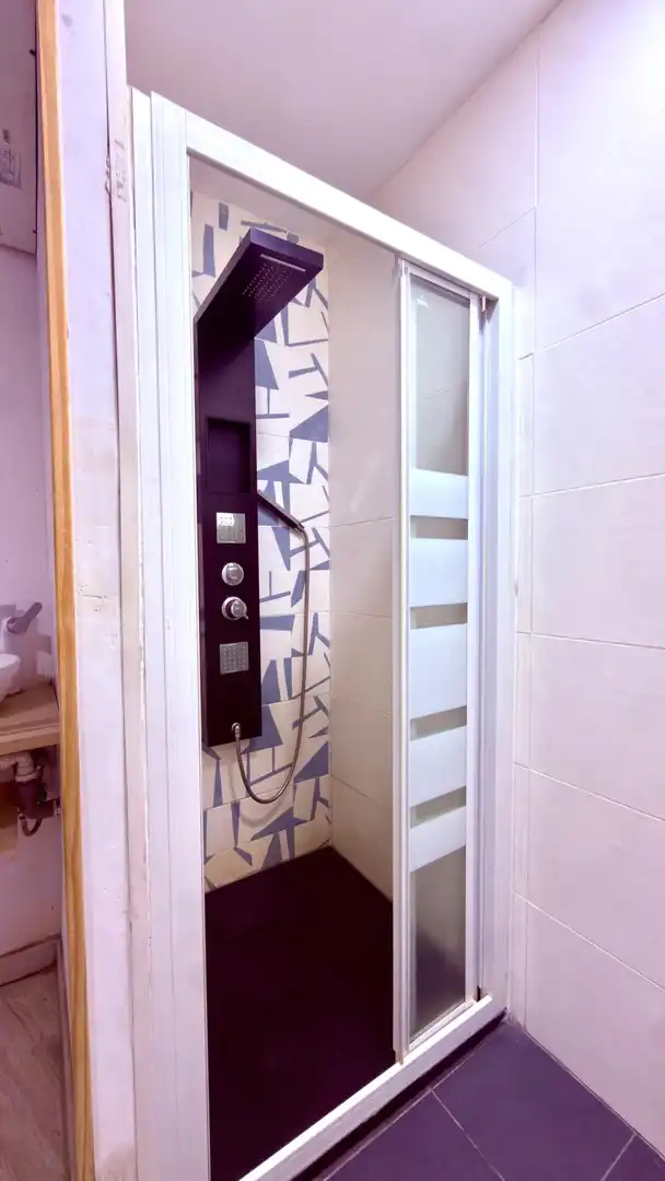 Baño de Local en venta en Ourense Capital  con Aire acondicionado y Amueblado