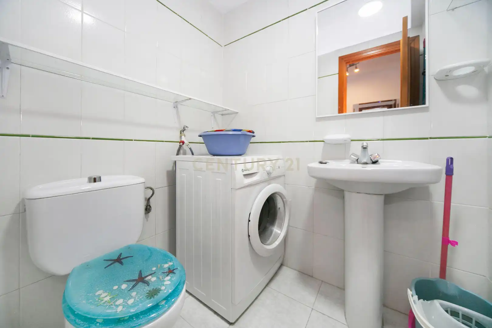 Baño de Apartamento de alquiler en Calpe / Calp con Aire acondicionado, Horno y Lavadora