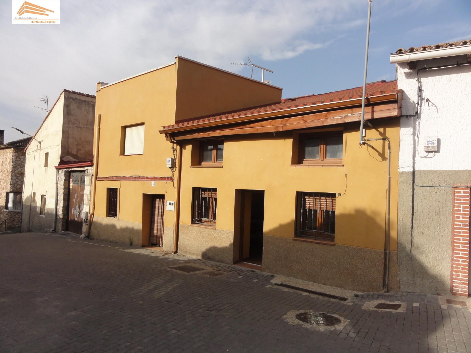 Vista exterior de Casa o xalet en venda en Villanubla amb Terrassa