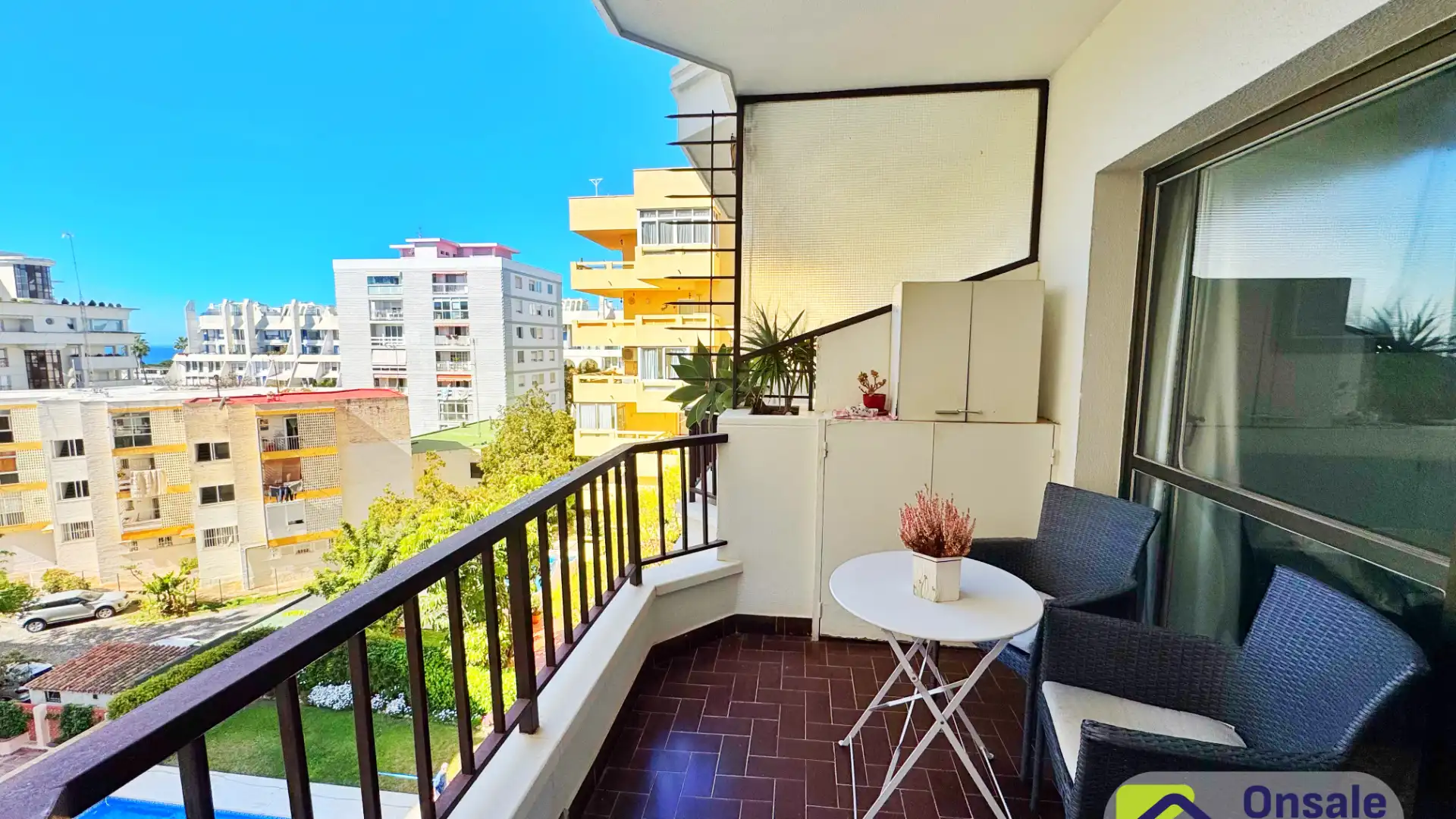 Terraza de Piso en venta en Marbella con Terraza, Balcón y Piscina comunitaria