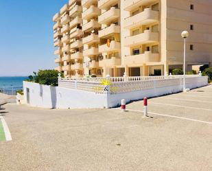 Vista exterior de Apartament de lloguer en La Manga del Mar Menor amb Calefacció, Piscina i Forn