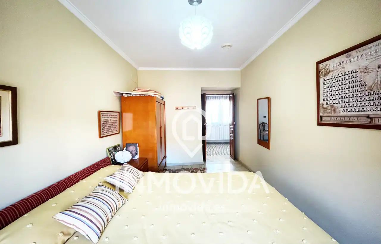 Bedroom of Houses for sale in Xàtiva  with Air Conditioner, Terrace and Furnished