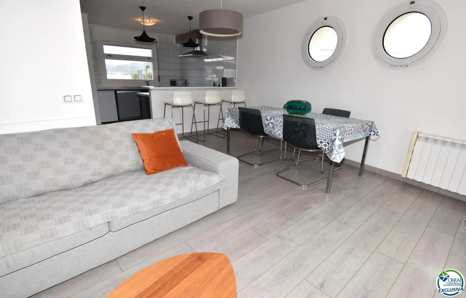Sala de estar de Casa o chalet en venta en Empuriabrava con Aire acondicionado, Calefacción y Terraza