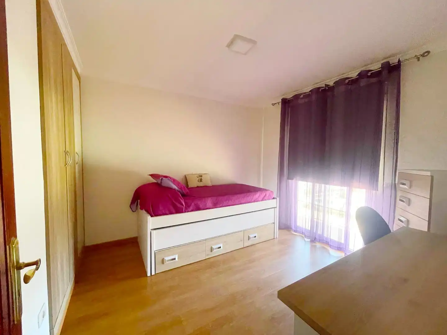 Habitación de Dúplex en venta en Ingenio con Aire acondicionado, Terraza y Trastero