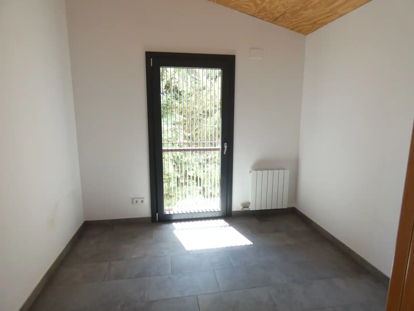 Balcony of Detached homes for rent in Cerdanyola del Vallès  with Air Conditioner, Heating and Swimming Pool