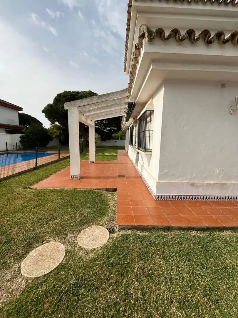 Garden of Houses for sale in Chiclana de la Frontera