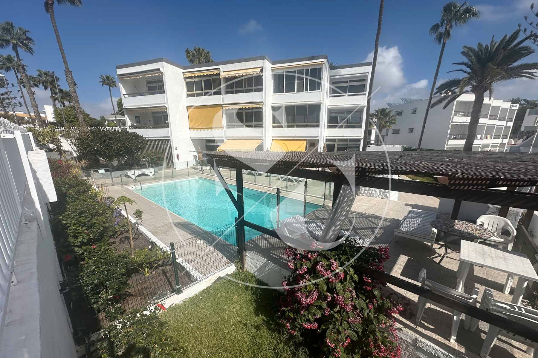Exterior view of Flat to rent in San Bartolomé de Tirajana  with Terrace, Furnished and Oven