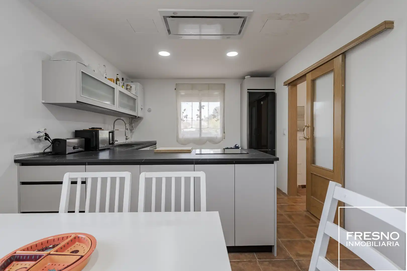 Cocina de Casa o chalet en venta en Galápagos con Calefacción, Jardín privado y Terraza