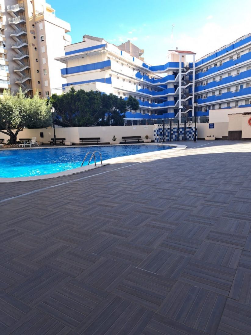 Piscina de Pis en venda en Oropesa del Mar / Orpesa amb Terrassa i Alarma