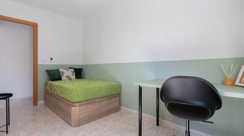 Foto 2 de Pis per a compartir a Calle Devesa, Altozano - Conde Lumiares, Alicante