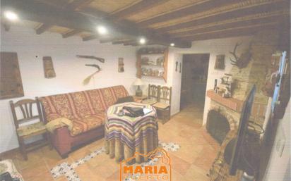 Country house for sale in Almogía