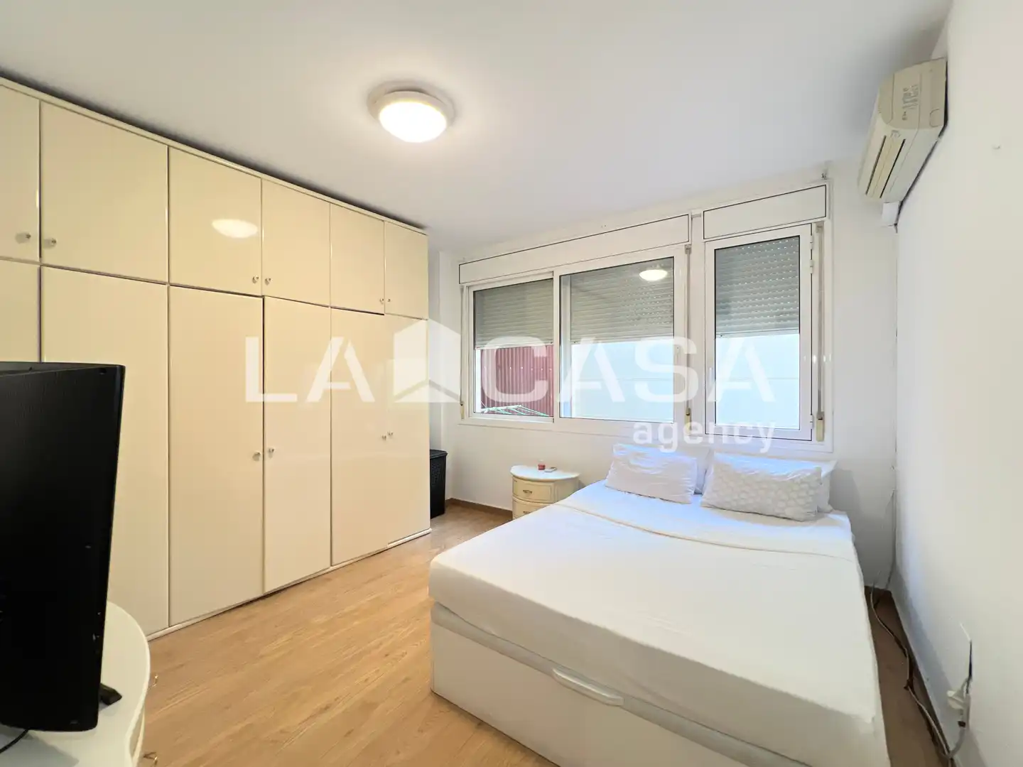 Habitación de Piso en venta en Badalona con Calefacción