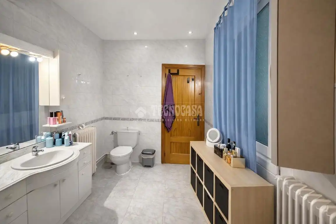 Casa adosada en venda a Pantoja