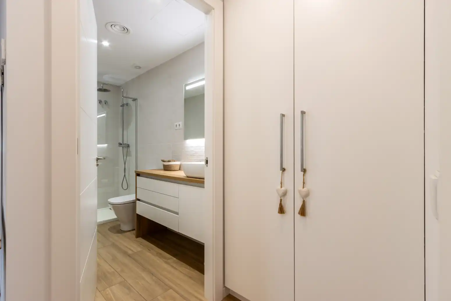 Bathroom of Houses for sale in Ponent