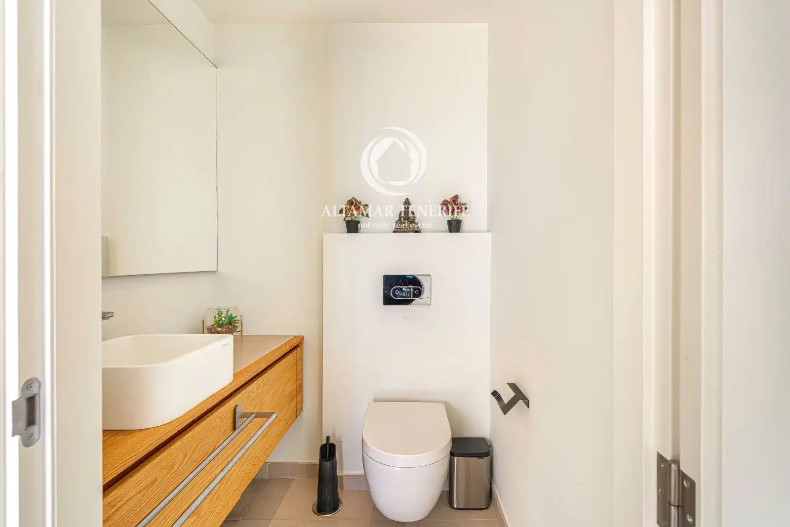 Baño de Casa o chalet de alquiler en Guía de Isora con Terraza, Trastero y Piscina