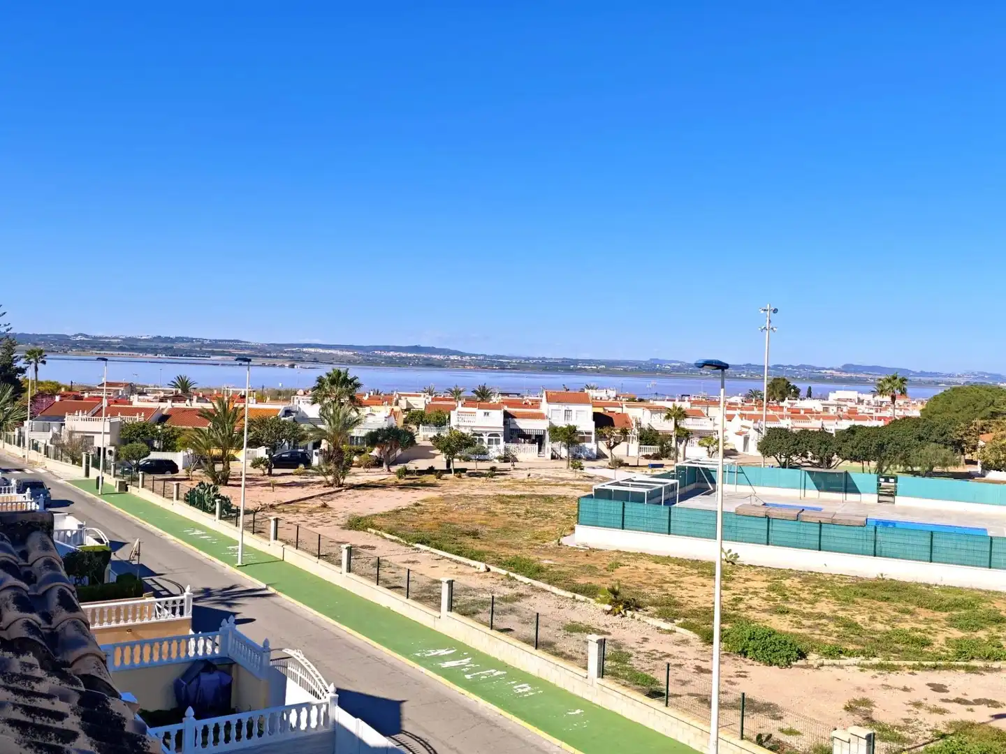 Vista exterior de Casa o chalet en venta en Torrevieja con Aire acondicionado, Calefacción y Terraza