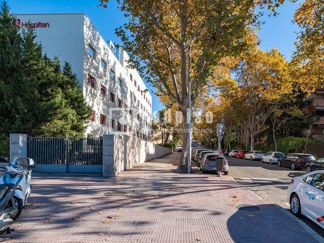 Exterior view of Flat for sale in  Madrid Capital  with Heating, Parquet flooring and Storage room