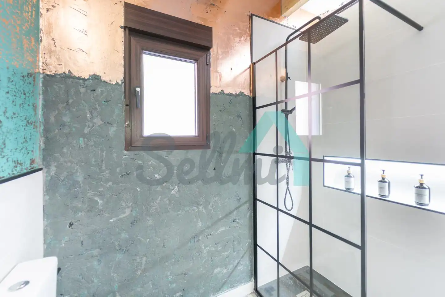 Baño de Casa o chalet de alquiler en Mieres (Asturias) con Calefacción, Terraza y Amueblado