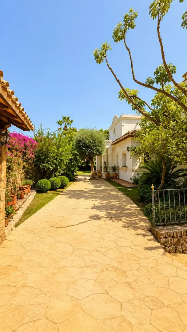 Jardí de Casa o xalet de lloguer en Milla de Oro