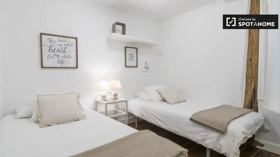 Habitación de Apartamento para compartir en Bilbao  con Aire acondicionado, Calefacción y Terraza