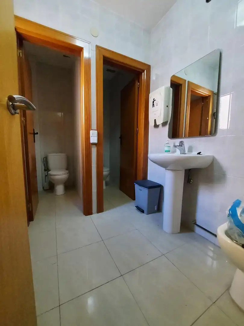 Bathroom of Office for sale in Murcia  with Air Conditioner, Heating and Terrace