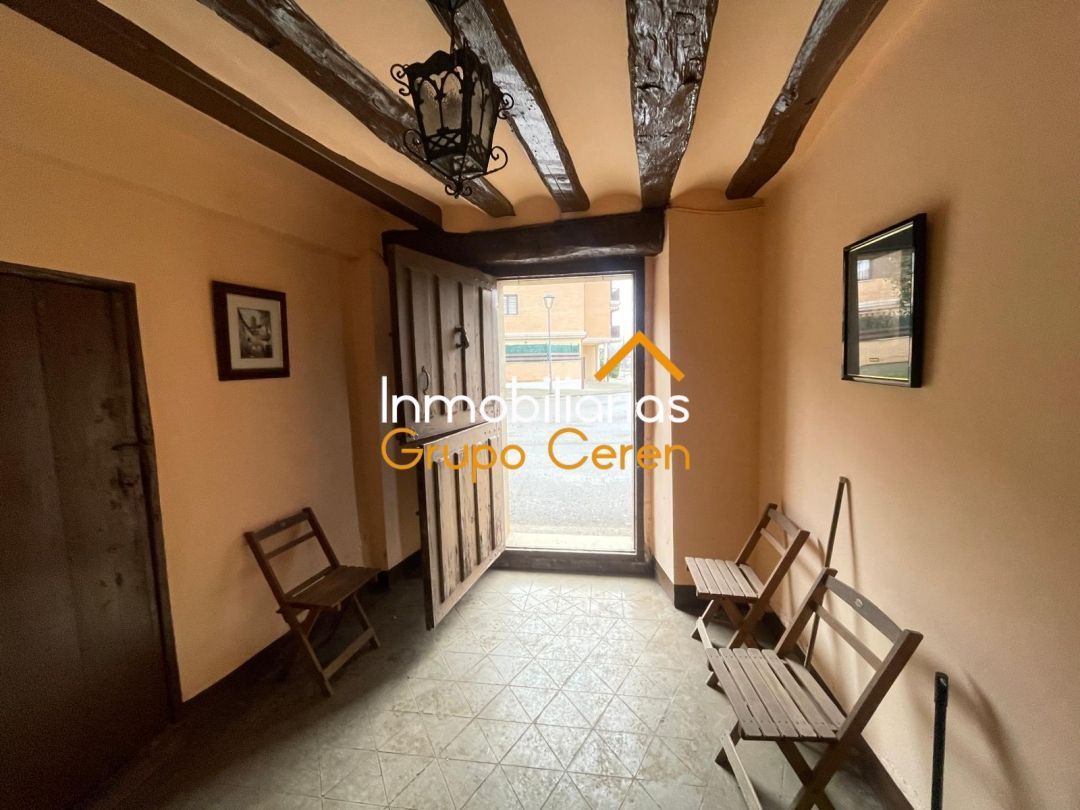 Casa o xalet en venda en Castañares de Rioja amb Calefacció i Moblat