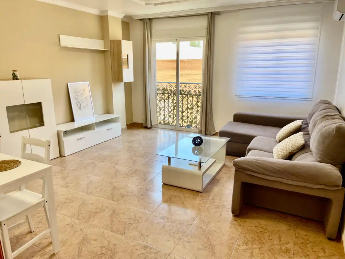 Sala de estar de Piso de alquiler en El Ejido con Amueblado