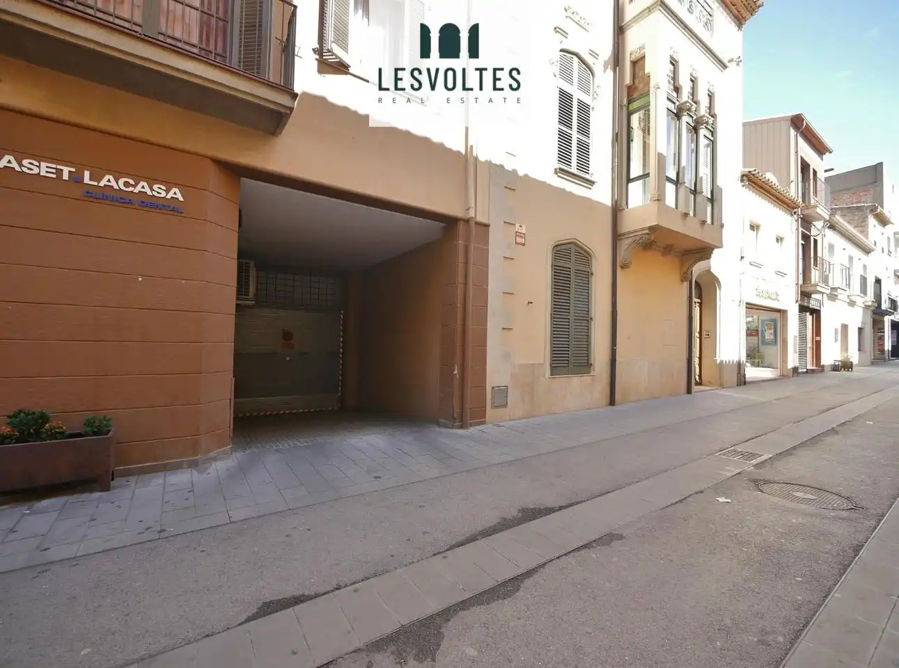 Parking for sale in calle de la Tarongeta, imagen 2