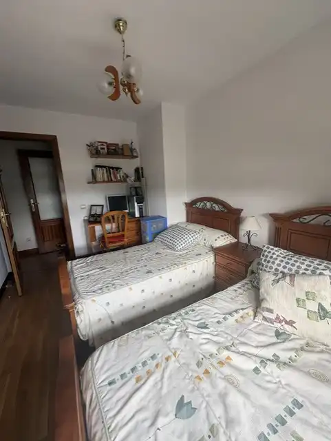 Habitación de Piso en venta en Valladolid con Calefacción, Terraza y Trastero