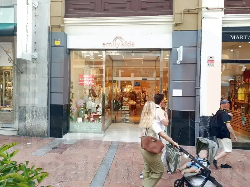 Local comercial en traspàs a Calle Milicias Nacionales 3, imagen 12