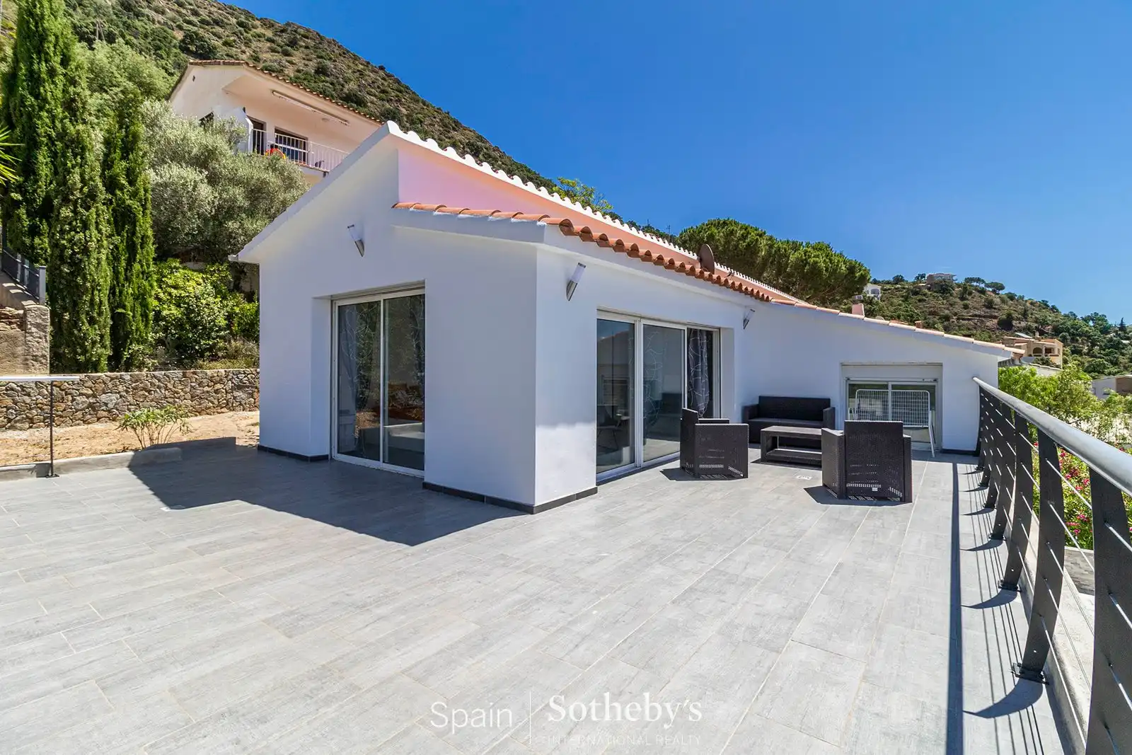 Vista exterior de Casa o xalet en venda en Roses amb Aire condicionat, Calefacció i Jardí privat