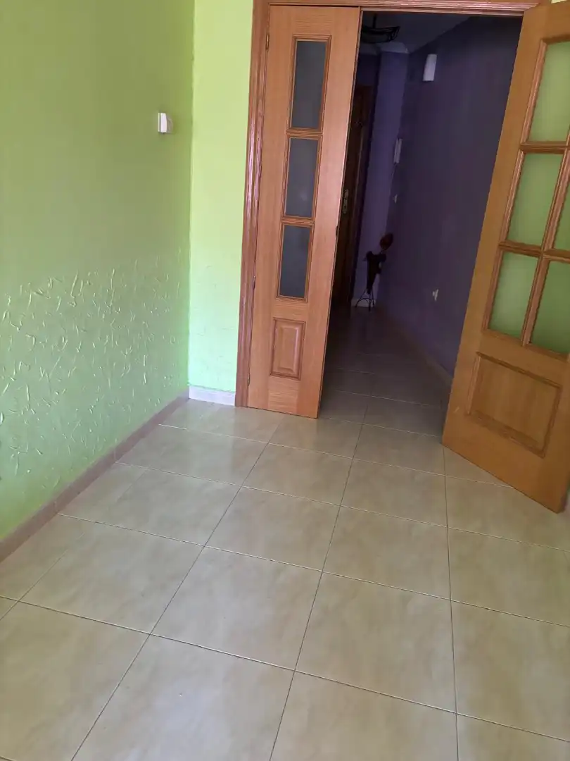 Piso en venta en Villarrobledo con Trastero y Amueblado