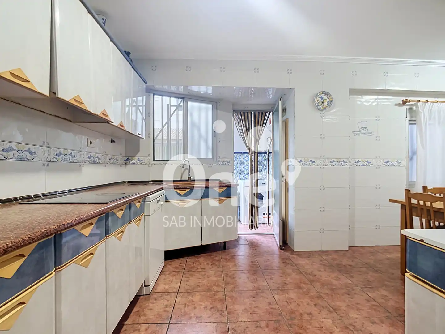 Cuina de Pis en venda en San Antonio de Benagéber amb Aire condicionat, Terrassa i Forn