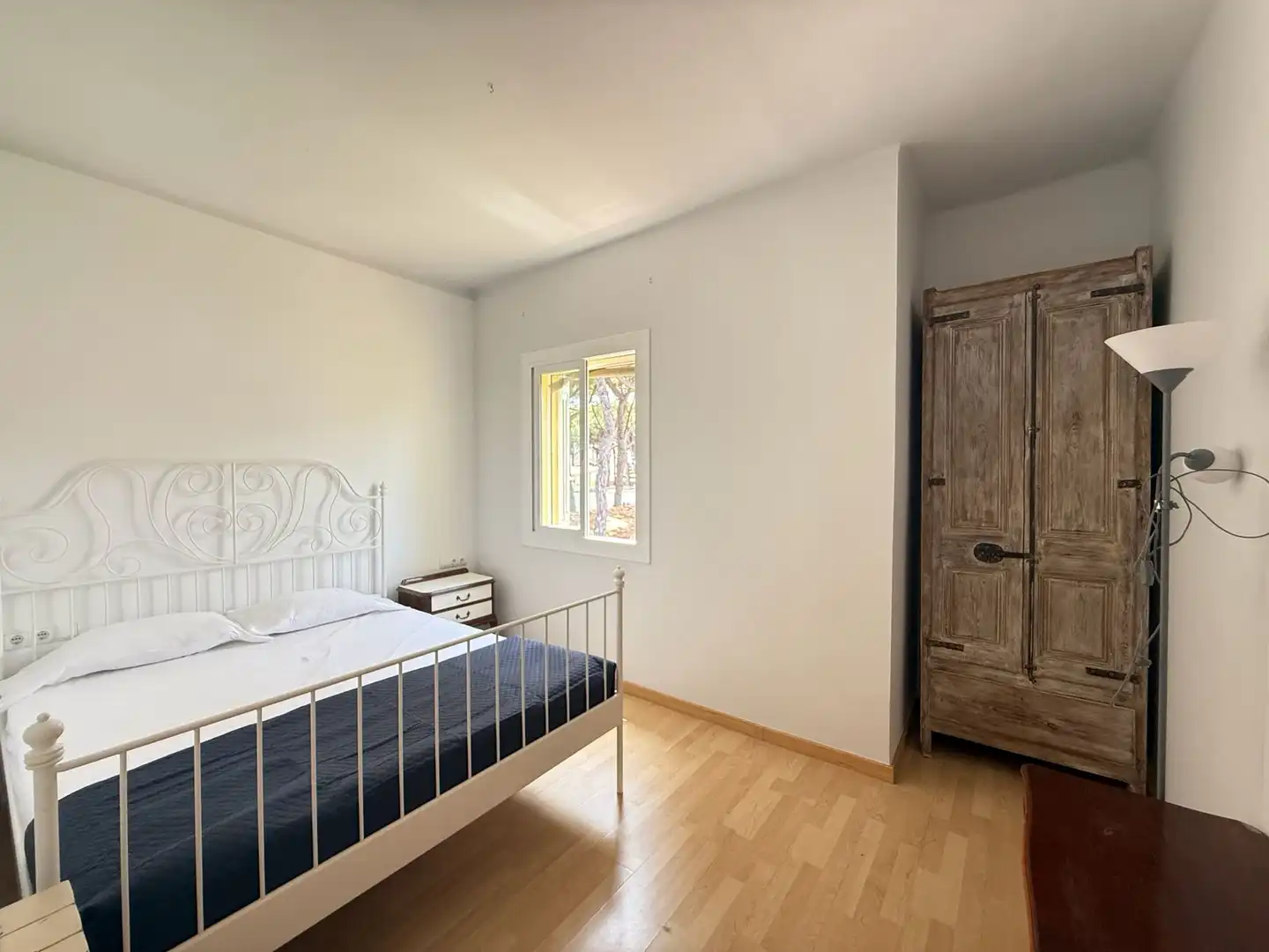 Schlafzimmer von Einfamilien-Reihenhaus zur Miete in Castelldefels mit Klimaanlage, Heizung und Privatgarten