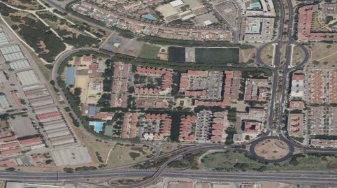 Foto 3 de Piso en venta en Plaza Fuensanta (la), Colores - Entreparques, Sevilla Capital
