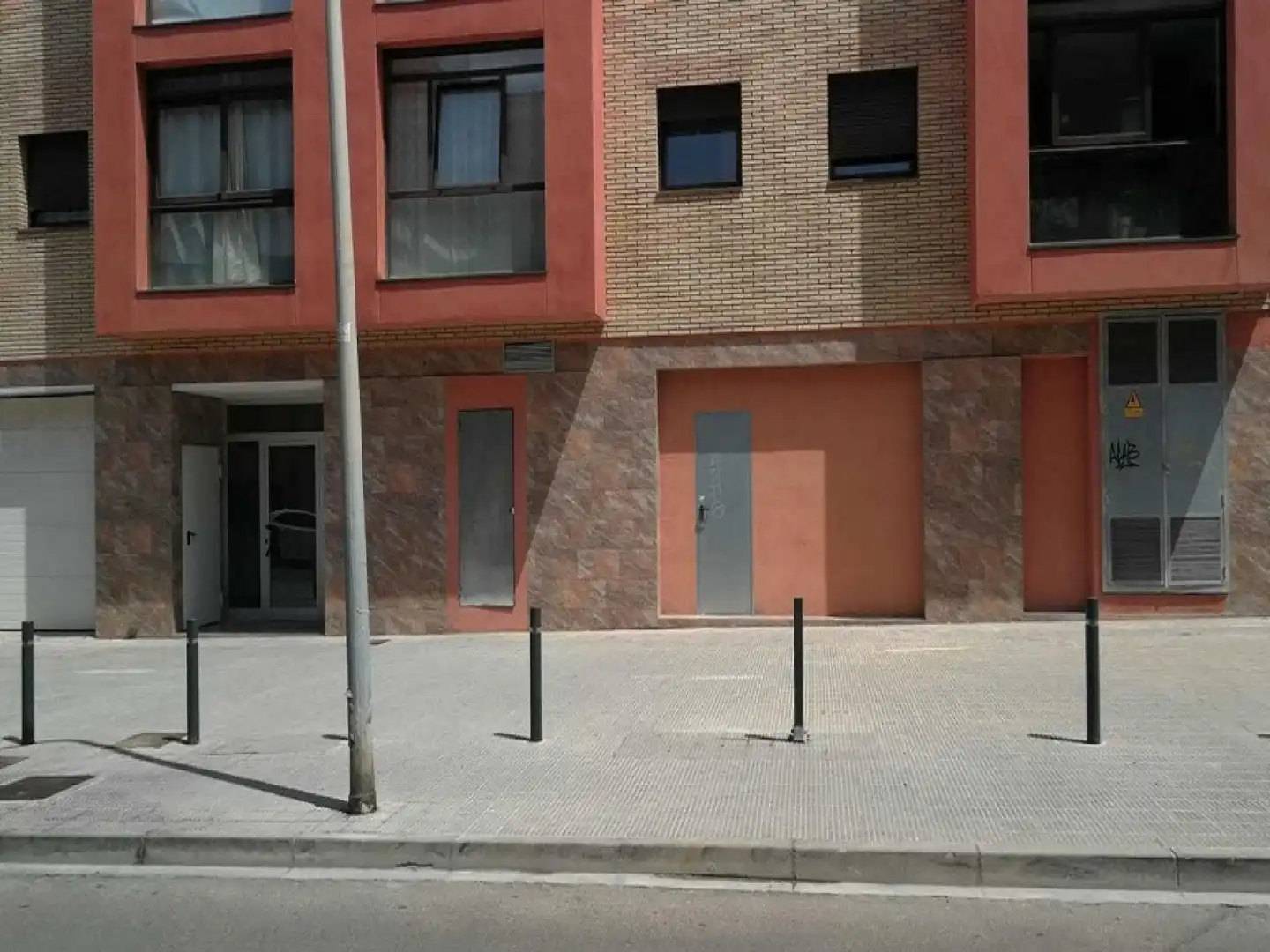 Außenansicht von Geschaftsraum zum Verkauf in Igualada