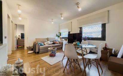 Living room of Flat for sale in Badalona  with Air Conditioner, Parquet flooring and Terrace