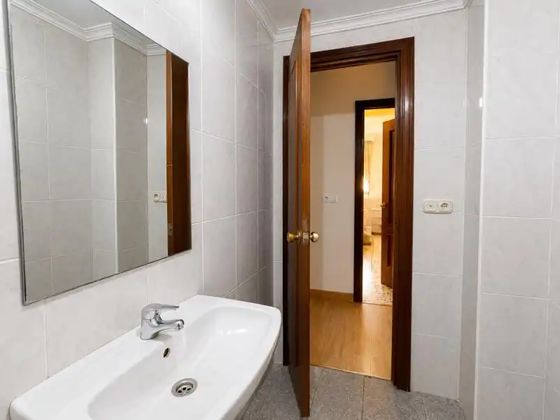 Baño de Piso en venta en Málaga con Aire acondicionado y Calefacción