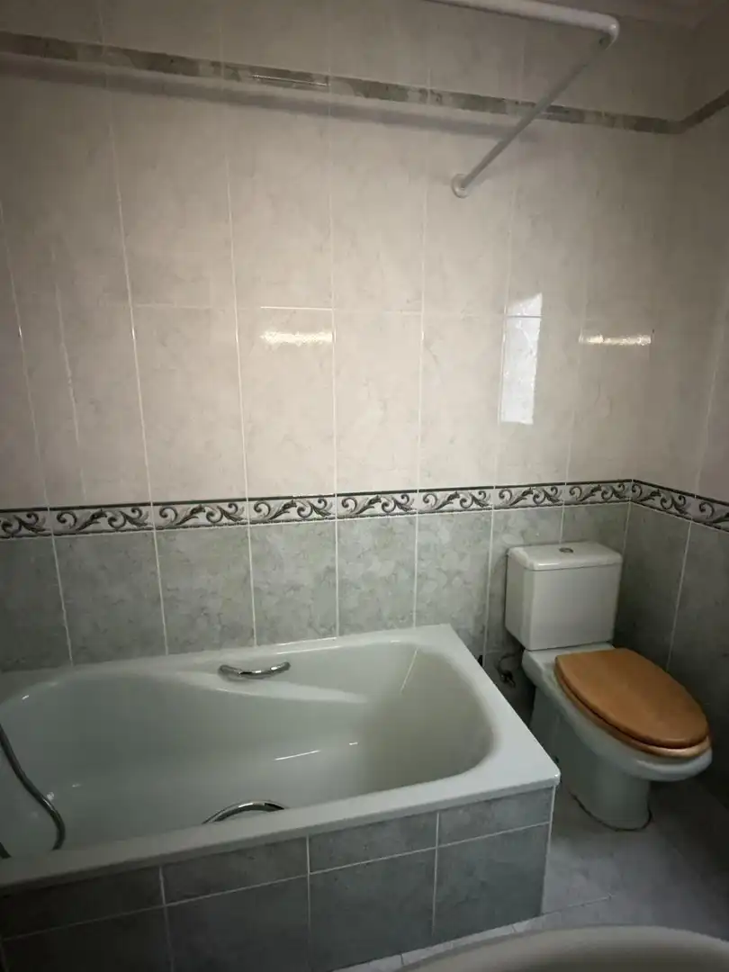 Piso de alquiler en Grado