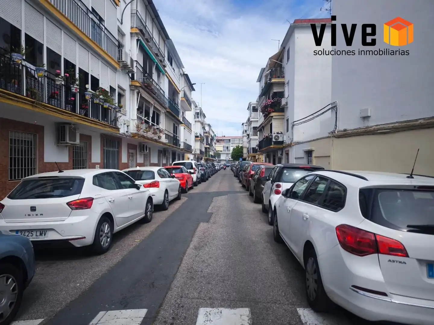 Parking of Flat for sale in Sevilla  with Air Conditioner