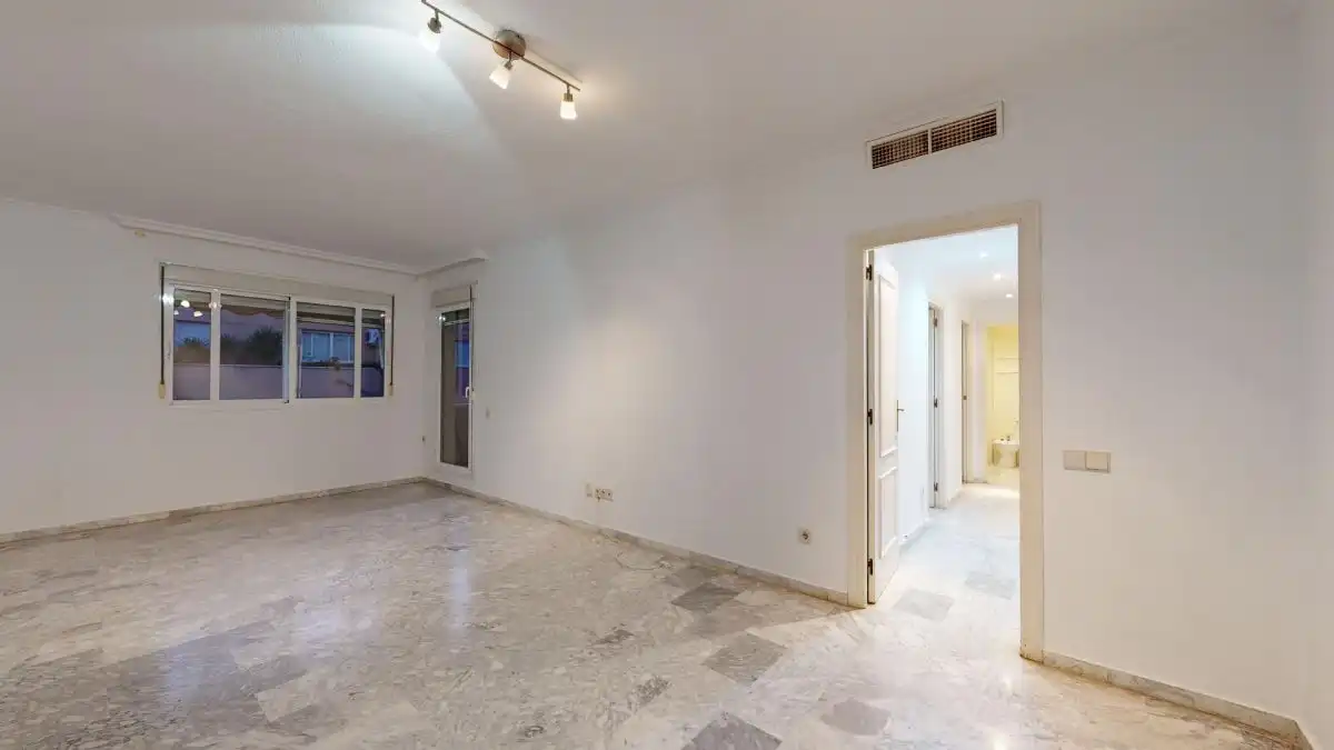 Flat for sale in Tomares  with Air Conditioner, Terrace and Community pool
