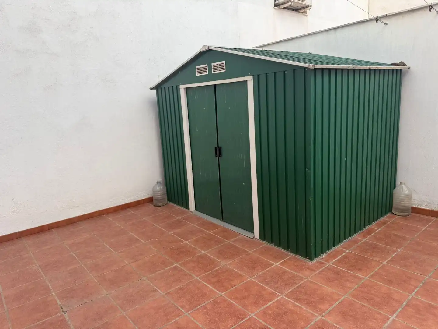 Garden of Flat for sale in Linares  with Air Conditioner